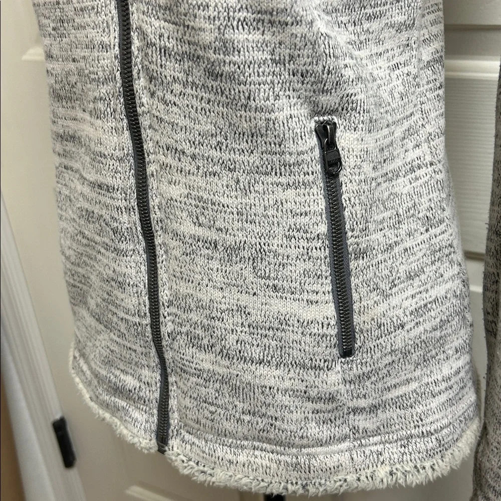 Kuhl Ascendyr Hooded Fleece Jacket with Pockets , Size XS, Ash gray, EUC - Picture 4 of 10